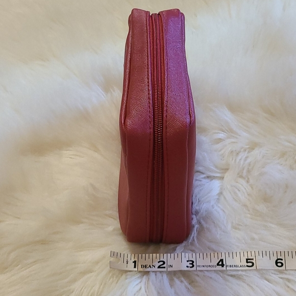 ⭕️5/$25⭕️ Like New! SK-11 Cosmetic Pouch - Picture 4 of 12